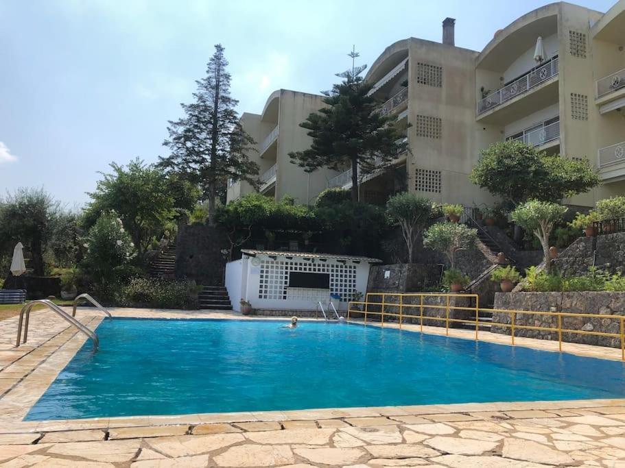 Sea View Apartment With Swimning Pool Месонги Экстерьер фото